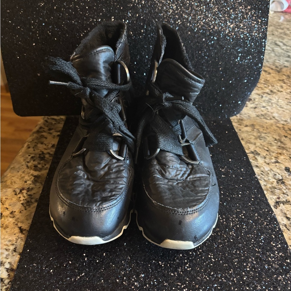 Sorel Black Women’s Boots
